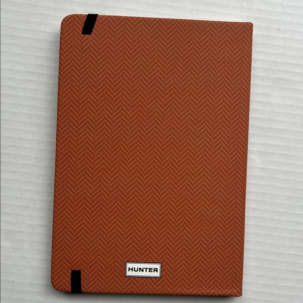 Hunter elegant brown